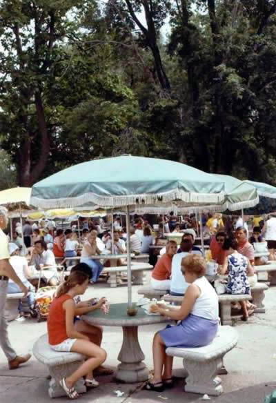 Edgewater Park - Old Family Pics (newer photo)